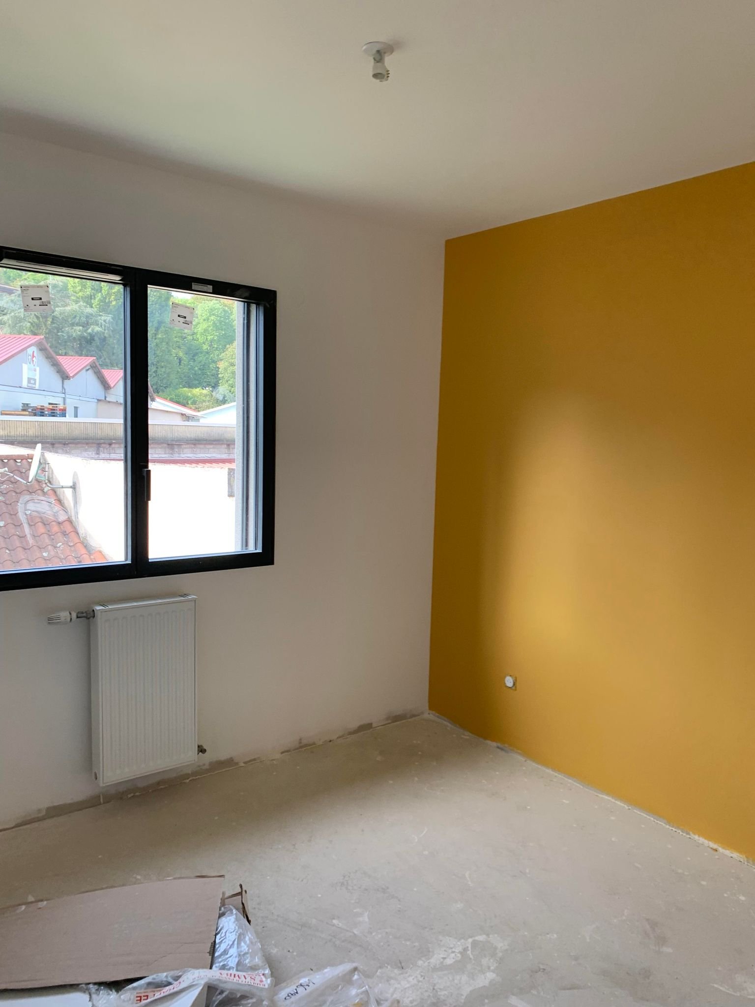 Couloir peint finition mate